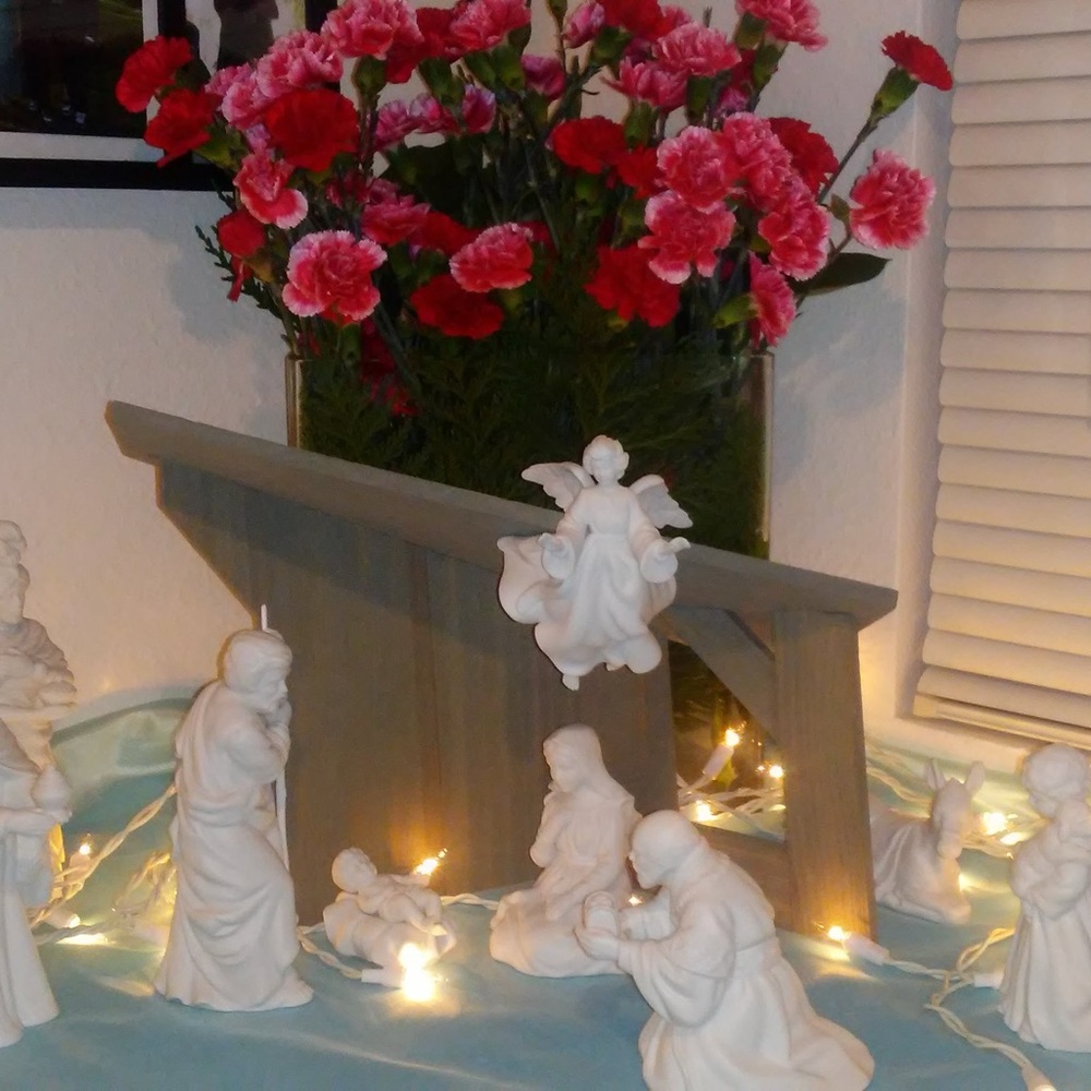 Avon Christmas Nativity Set